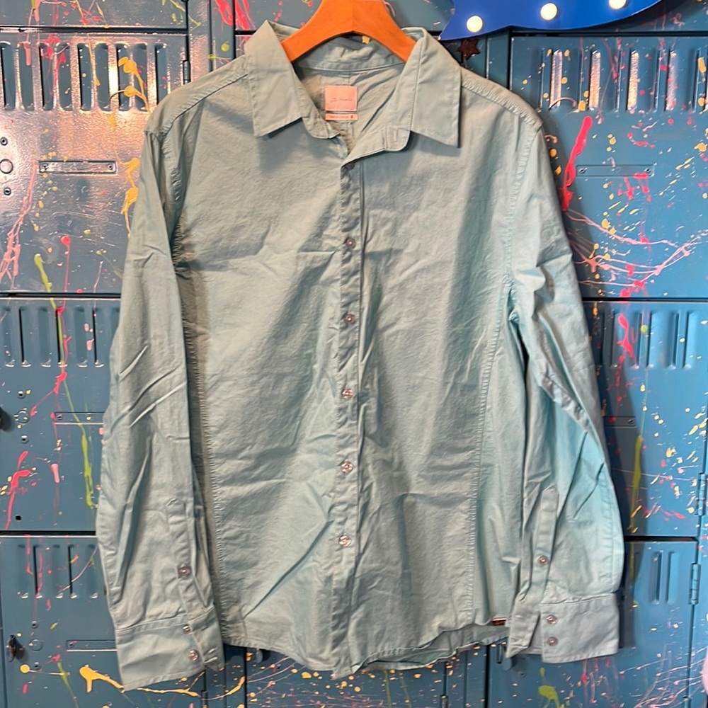 JB HOLT Long sleeve button up shirt. B118